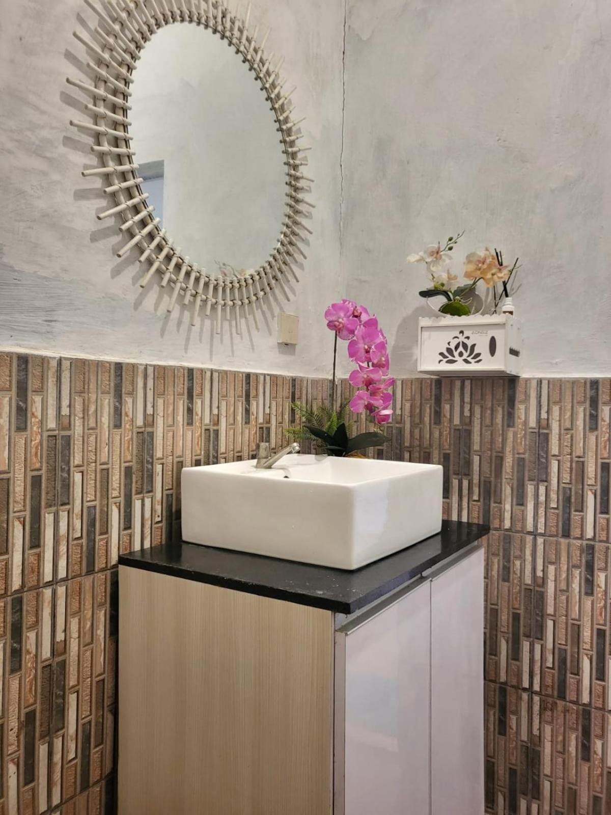Bruri Villa Alor Kecil 外观 照片